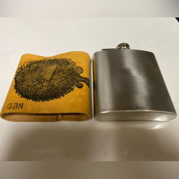 Top Shelf Stainless Steel Leather Covered Flasks 6 oz. - Picture 8 of 15